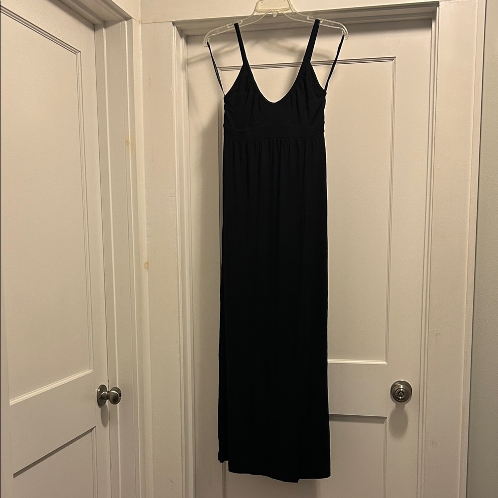 Old Navy Black Women’s Maxi Dress - Size XS